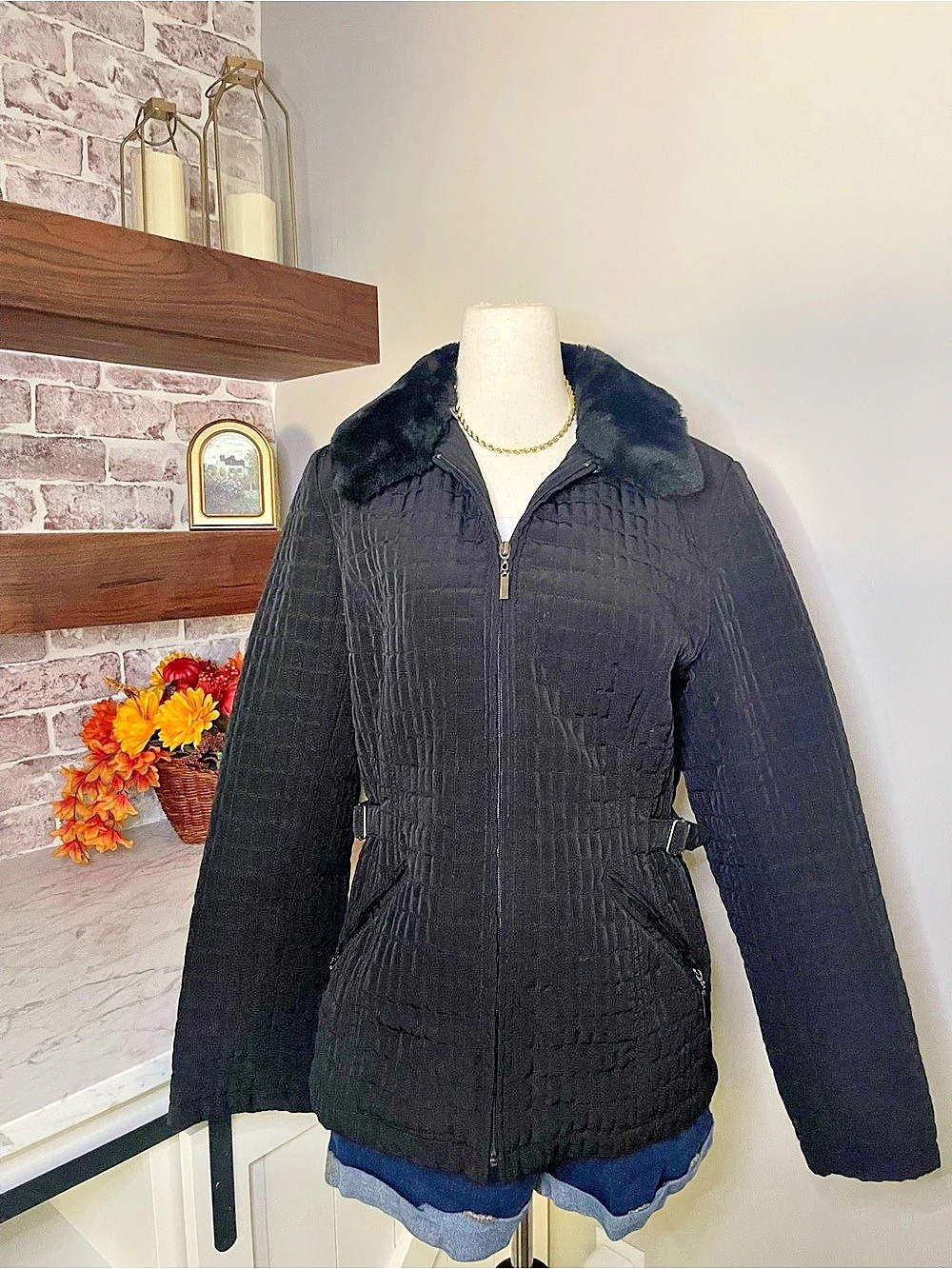 Gallery Women's Quilted Faux Fur Collar Jacket in Black Size Medium